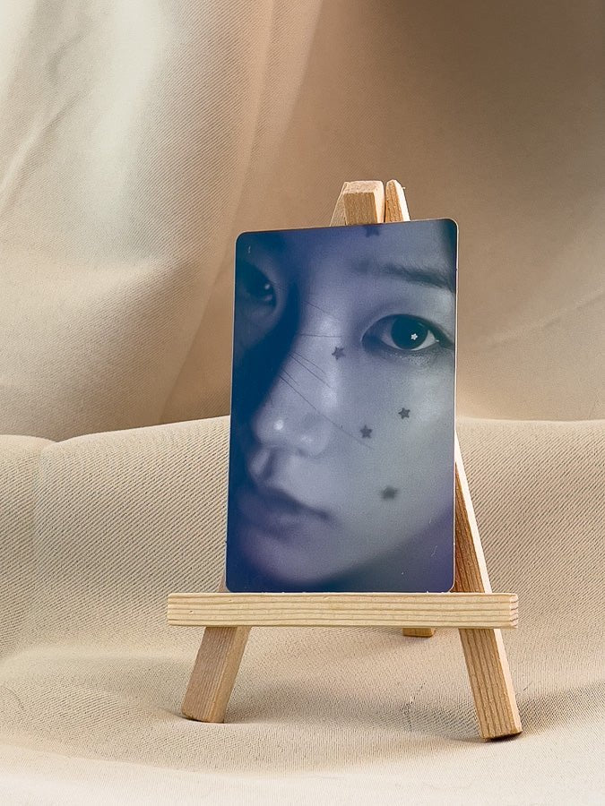 LE SSERAFIM - UNFORGIVEN WeVerse POB Photocard & Frame - Seoul-Mate