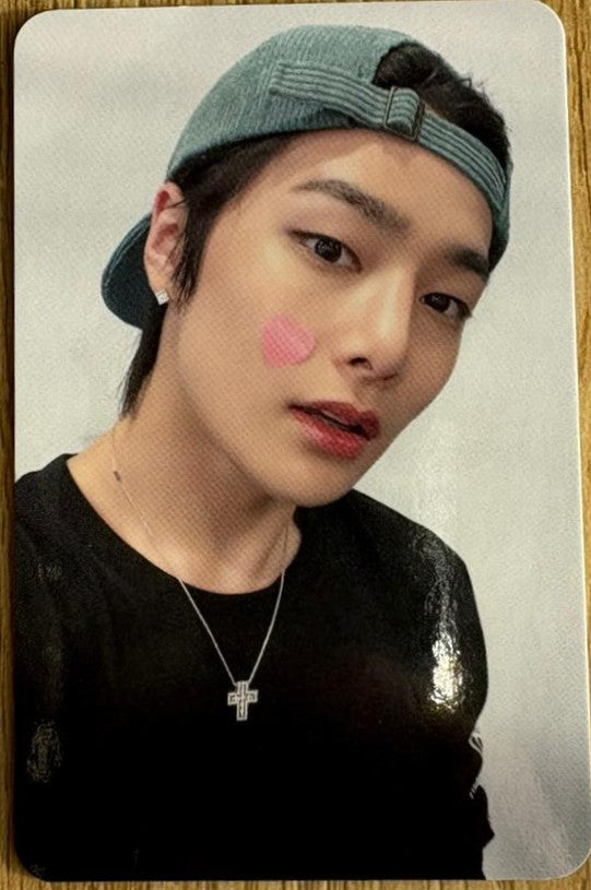 STRAY KIDS - ROCK-STAR Soundwave POB photo card