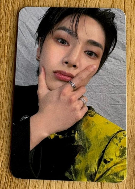STRAY KIDS - ROCK-STAR Soundwave POB photo card