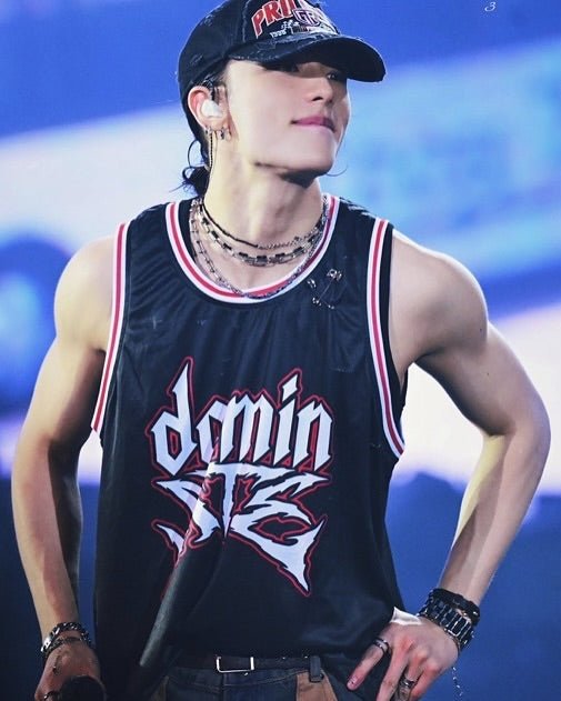 Stray Kids dominATE World Tour Basketball Jersey (Customizable